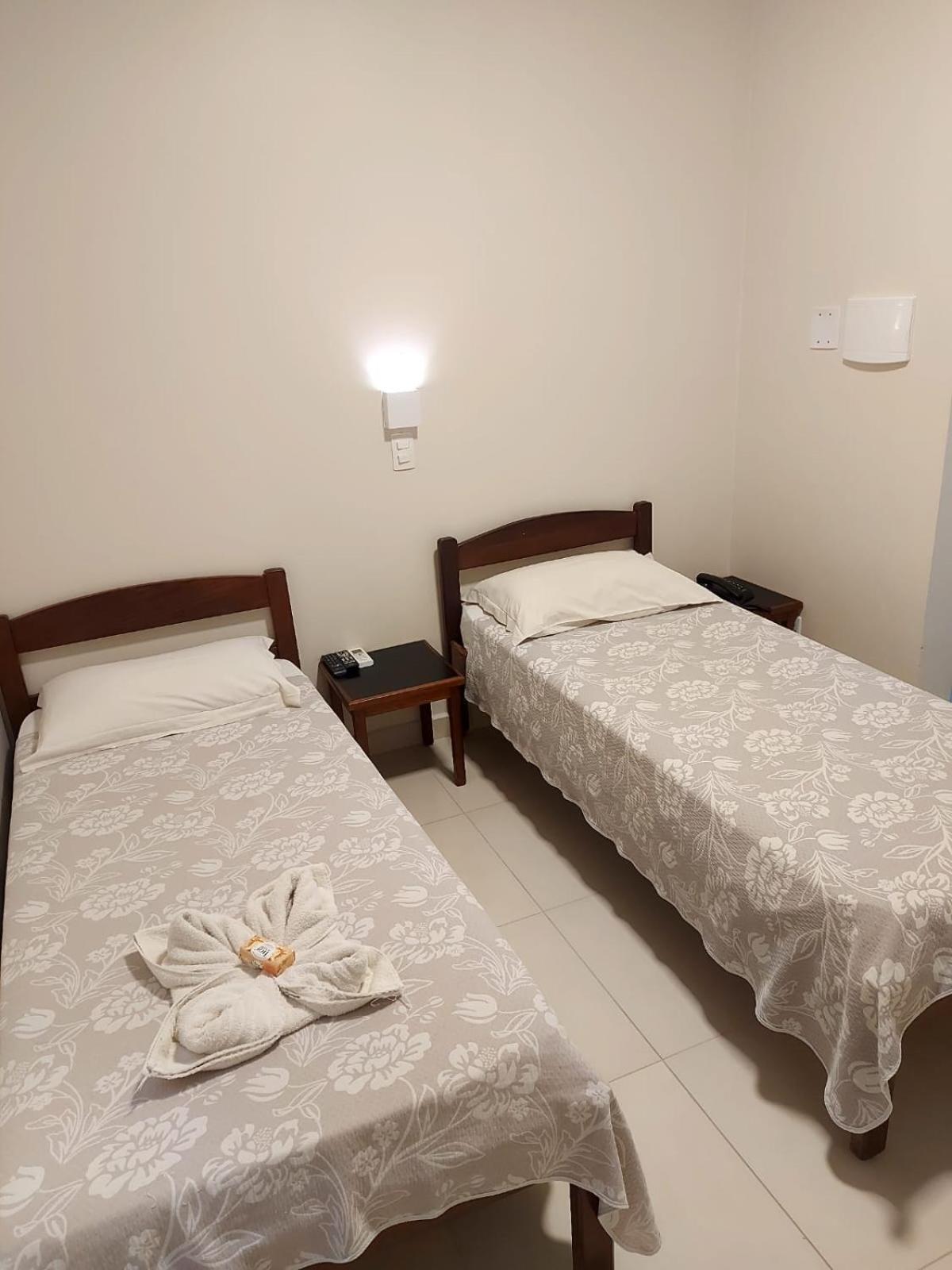 פיראסיסבה Colina Park Hotel מראה חיצוני תמונה