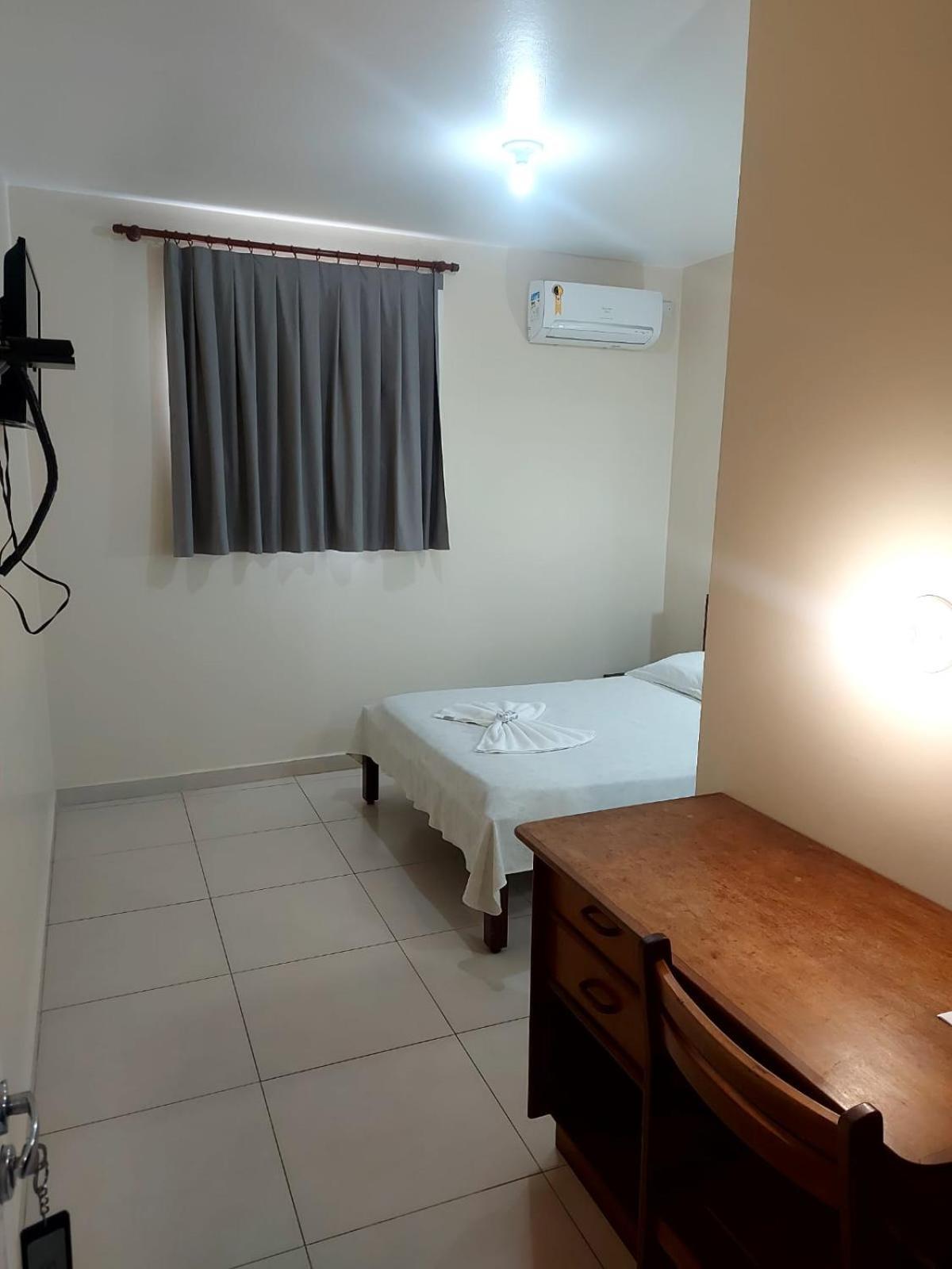פיראסיסבה Colina Park Hotel מראה חיצוני תמונה
